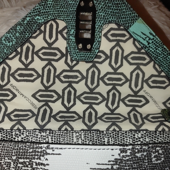 Rebecca Minkoff Adjustable Strap multicolored purse W turn Closure 11x8.5 - Picture 6 of 14